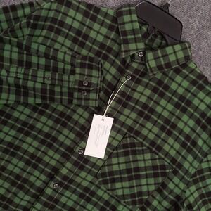 Vailent Shirt Mens Small Green Plaid Flannel Long Sleeve Button Up Casual